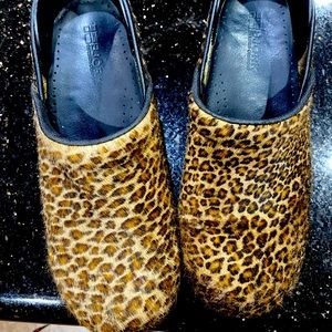 Clogs